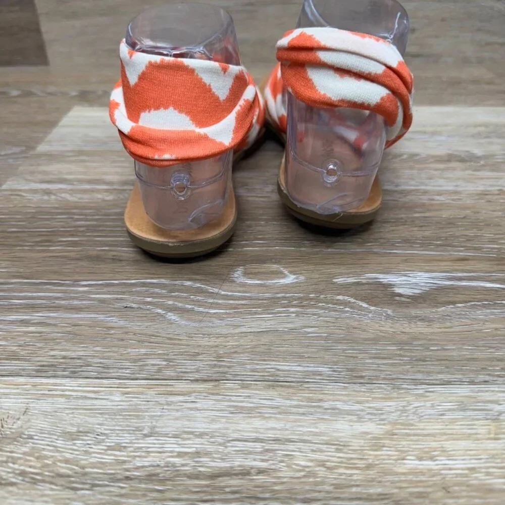Dirty Laundry Beebop Coral Zigzag Sandals Women's Size 6
